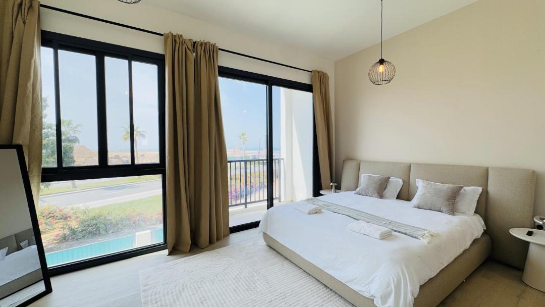 Photo of Bedroom in Mina Al Arab