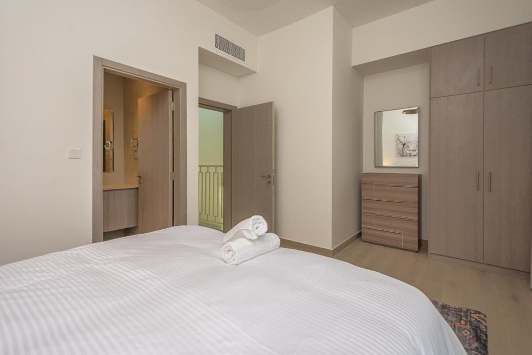 Photo of Bedroom in Mina Al Arab