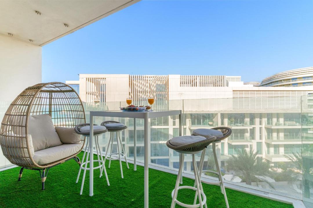 Photo of Patio Balcony in Saadiyat Cultural District