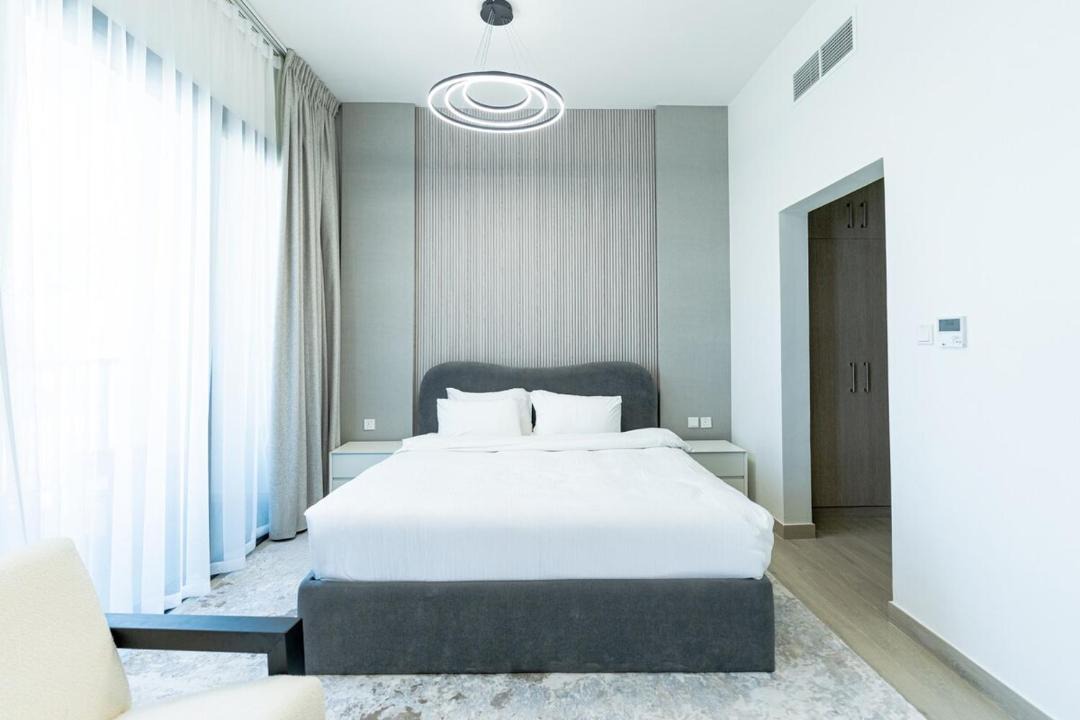 Photo of Bedroom in Mina Al Arab