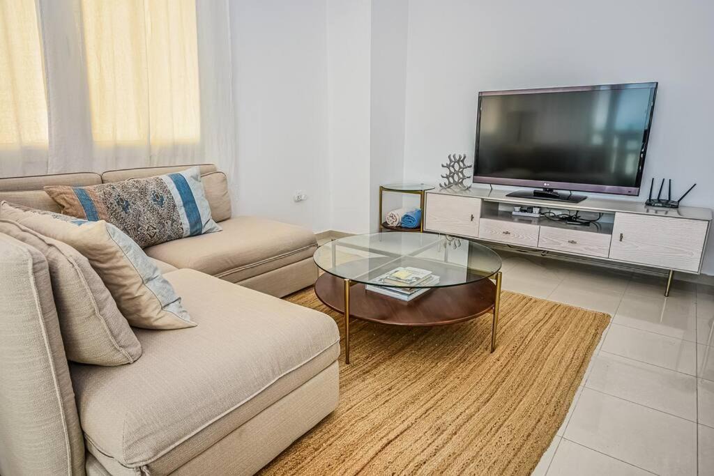 Photo of Livingroom in Al Hamra Village