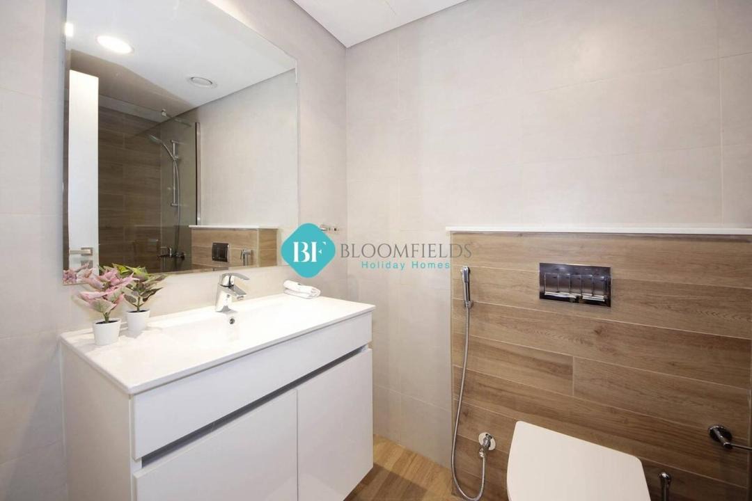 Photo of Bathroom in Al Raha Beach