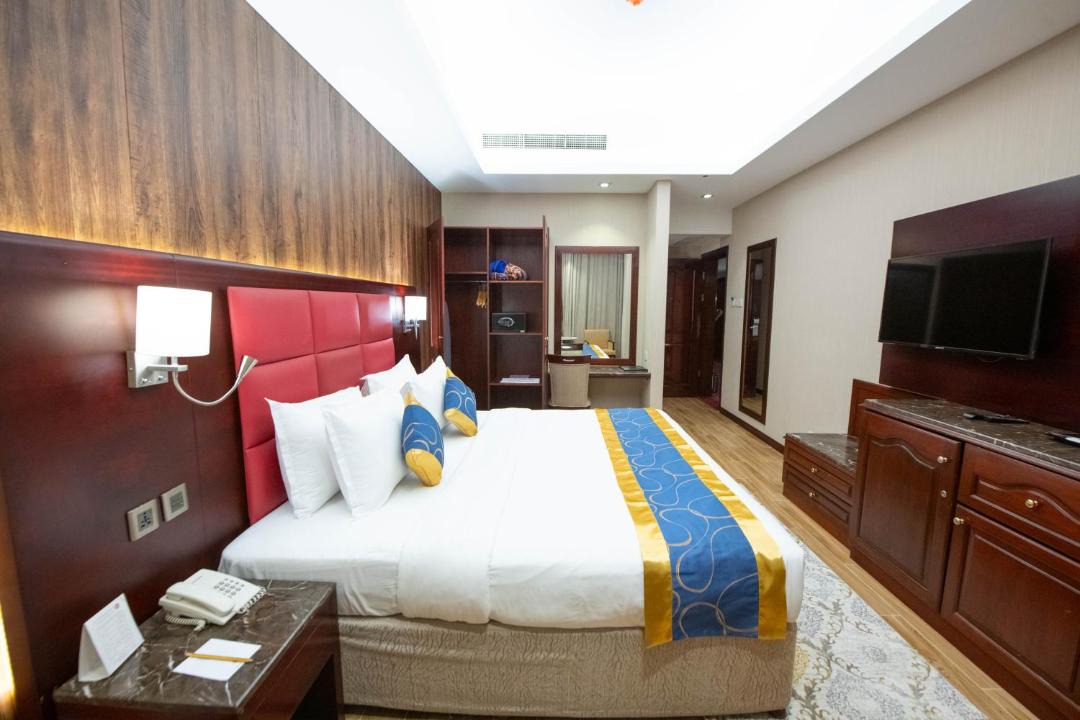 Photo of Bedroom in Qurm