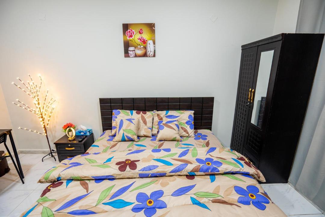 Photo of Bedroom in Mussafah