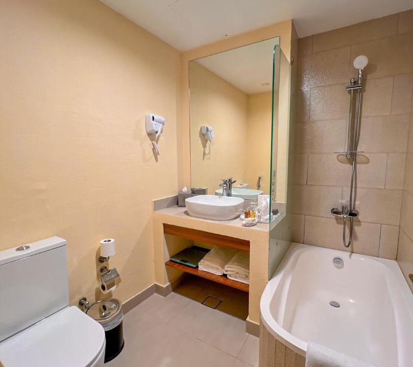 Photo of Bathroom in Abu Dhabi City Center