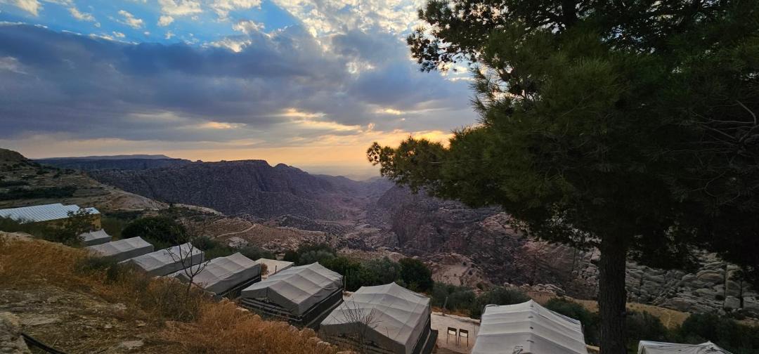 Photo of Others in Dana