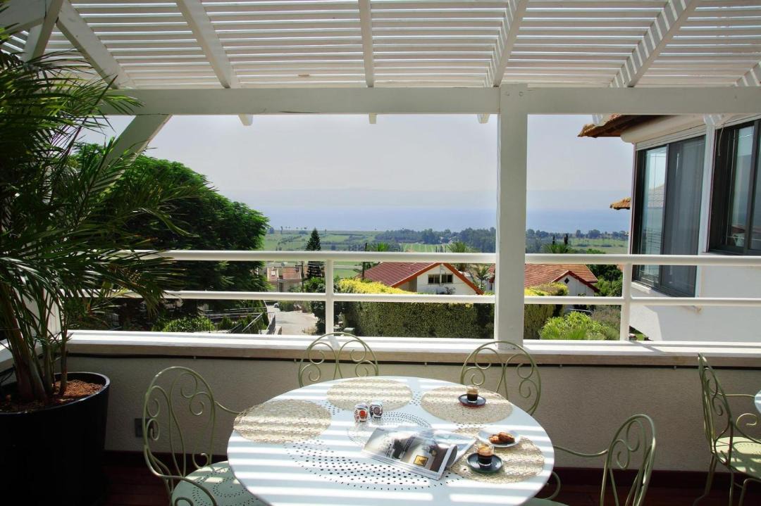 Photo of Patio Balcony in Migdal