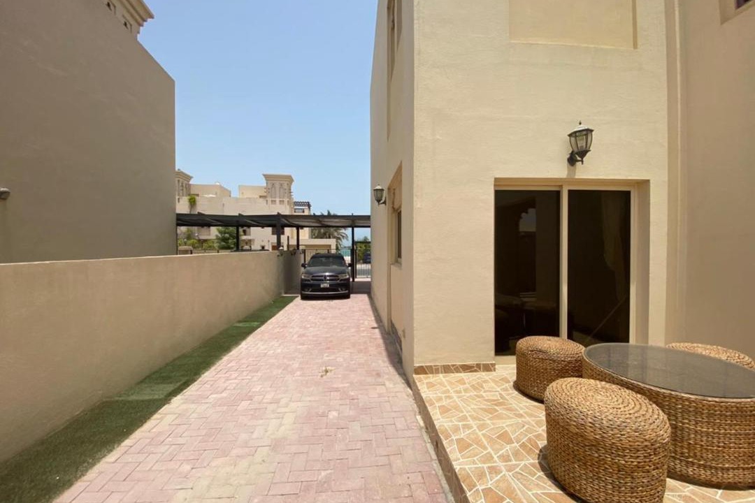 Photo of Patio Balcony in Al Hamra Village