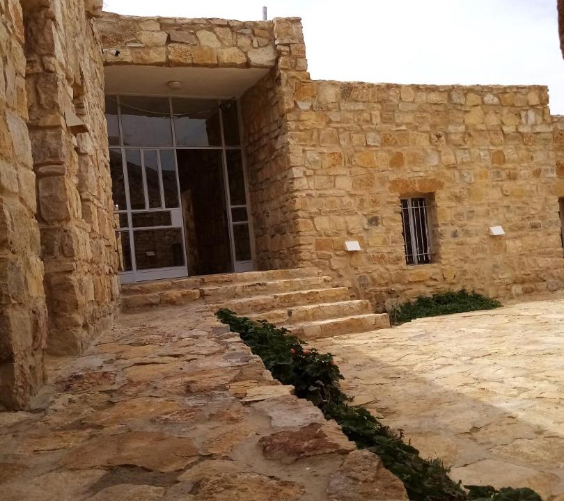 Photo of Others in Dana