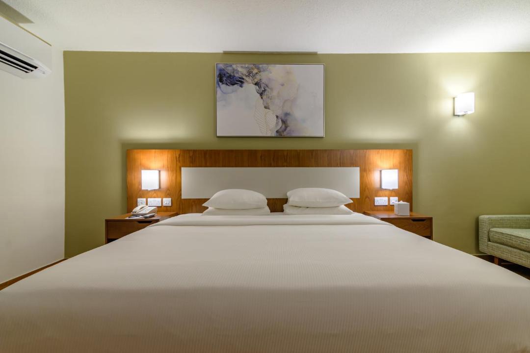 Photo of Bedroom in Jebel Dhanna