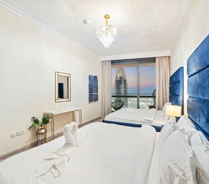 Class Dubai Skyline Sea 