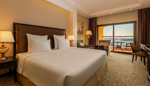Standard Room, 1 King Bed