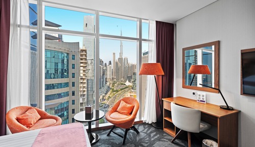 Deluxe Room (Burj Khalifa View)