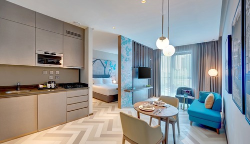 Premium Studio, 1 King Bed