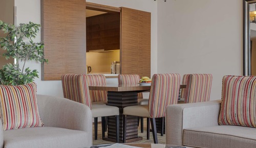 Premium Apartment, 2 Bedrooms (Burj Khalifa and Creek View)