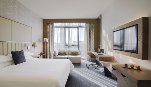Family Room, Multiple Beds, Connecting Rooms (King and Twin Bed)