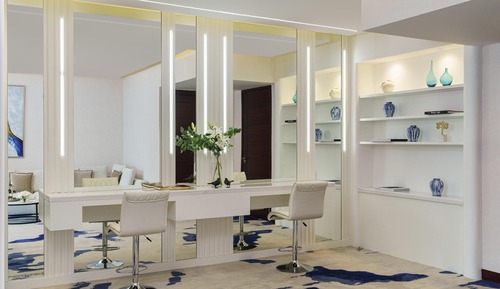 Fairmont Gold Vista King Suite