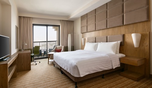Premier Room, Twin Beds