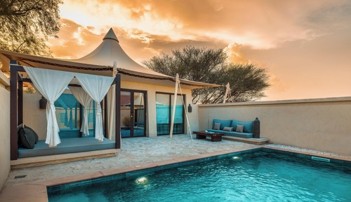 Villa (Pool)