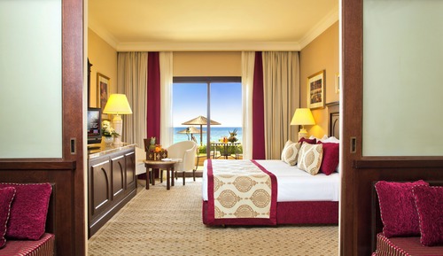 Family Room, 1 Queen Bed, Ocean View (Club Upper)