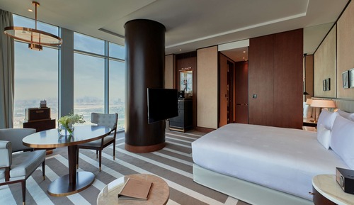 Room, 1 King Bed, Corner (Skyline View)