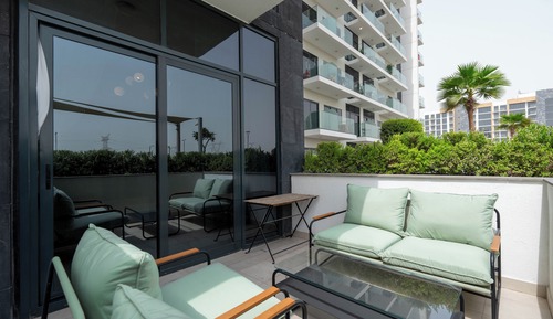 Deluxe Studio, Balcony