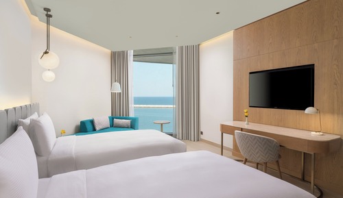 Deluxe Room, 2 Twin Beds, Sea View