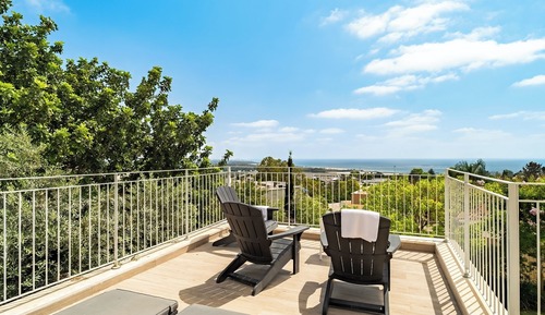 Villa, Sea View