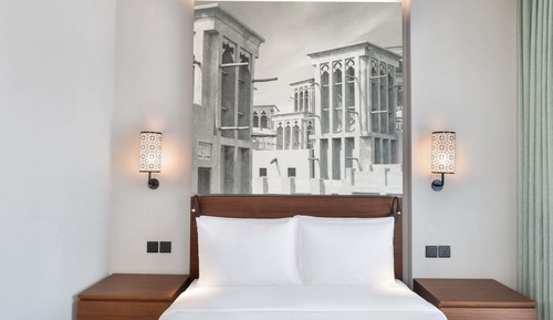 Superior Room, 1 Queen Bed