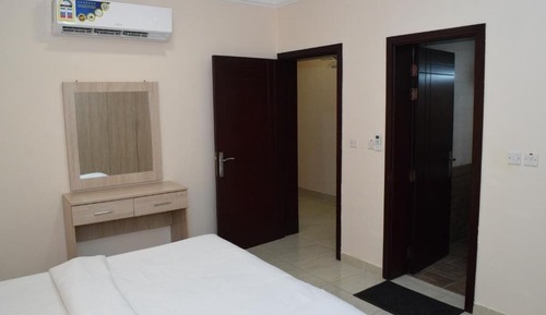 Comfort Apartment, 2 Bedrooms, Housekeeping, City View