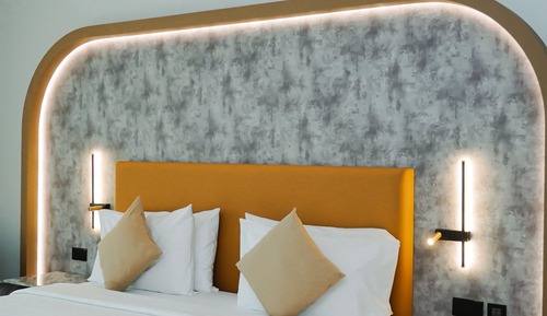 Deluxe King Room City View