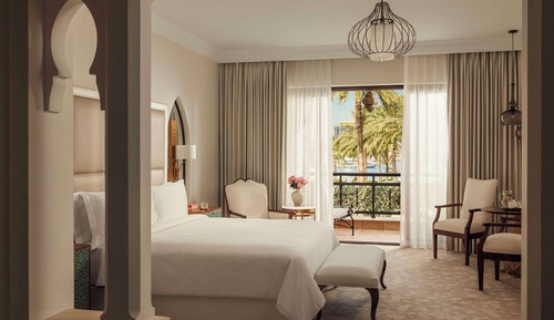 Room, 1 King Bed (Residence Prestige)