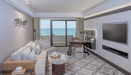 Club Suite, 1 King Bed, Balcony, Sea View (Club Lounge Access)