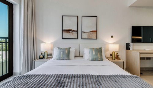 Deluxe Studio, 1 Queen Bed with Sofa bed, Non Smoking, Kitchen