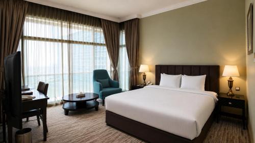 Deluxe King Suite