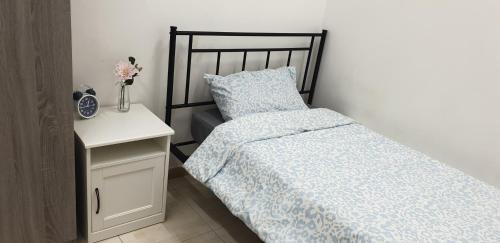 Budget Single Room