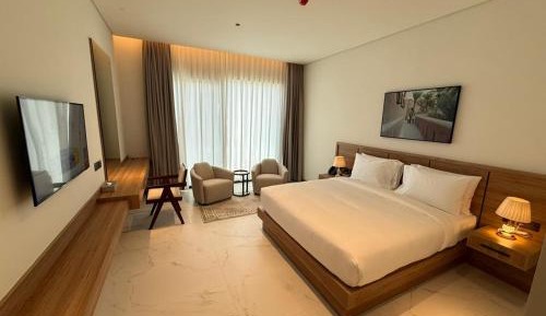 Superior King Room