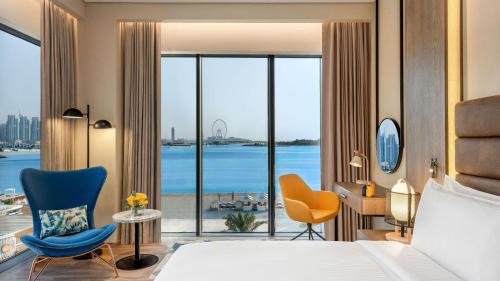 King Room with Panoramic Beachfront View
