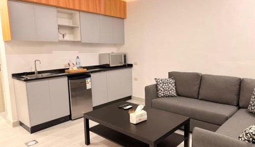Two-Bedroom Deluxe Apartment with Balcony