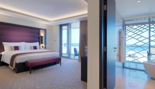 Grand Deluxe Suite