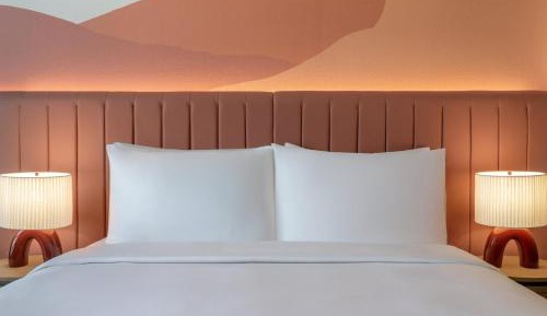 Family Suite with Plaza View - Theme Park Access