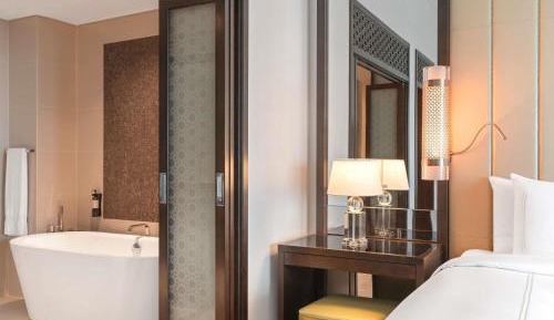 Premium Twin Room with Sea View and Balcony