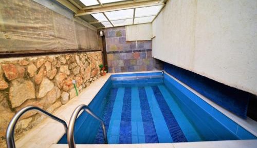 Suite with Private Pool