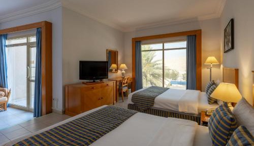 Twin Room with Mountain View