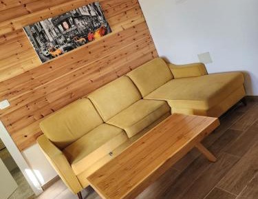 Studio Apartment with One Double Bed