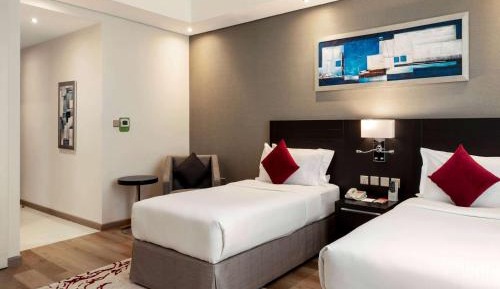 Explorer Twin Room Non-smoking | Dubai with Free Shuttle