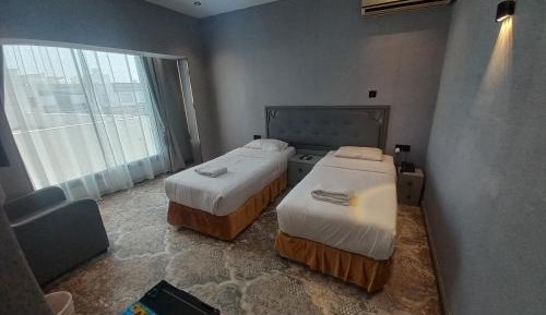 Small Twin Room