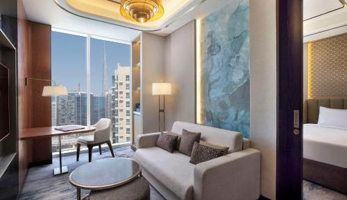One-Bedroom Suite with Two Double Beds and Burj Khalifa View