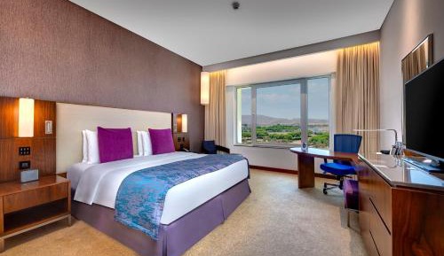 King Room with Mountain View