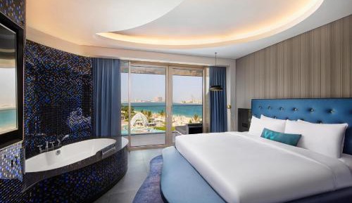 W Suite, 1 Bedroom Suite, 1 King, Partial Ocean View and Private Terrace, includes 3 hours of Free Flow of Selected Drinks